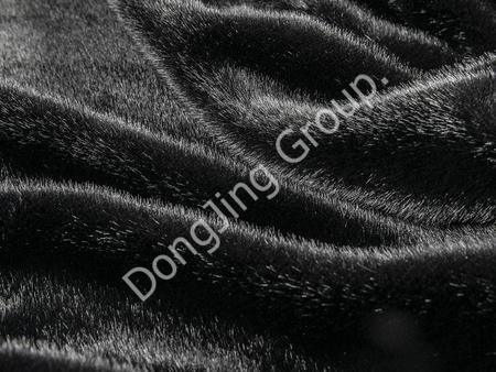 What should be paid attention to when storing black mink fur fabrics?