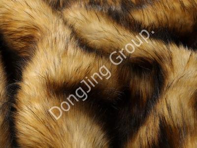 9W0592-Natural raccoon hair faux fur fabric