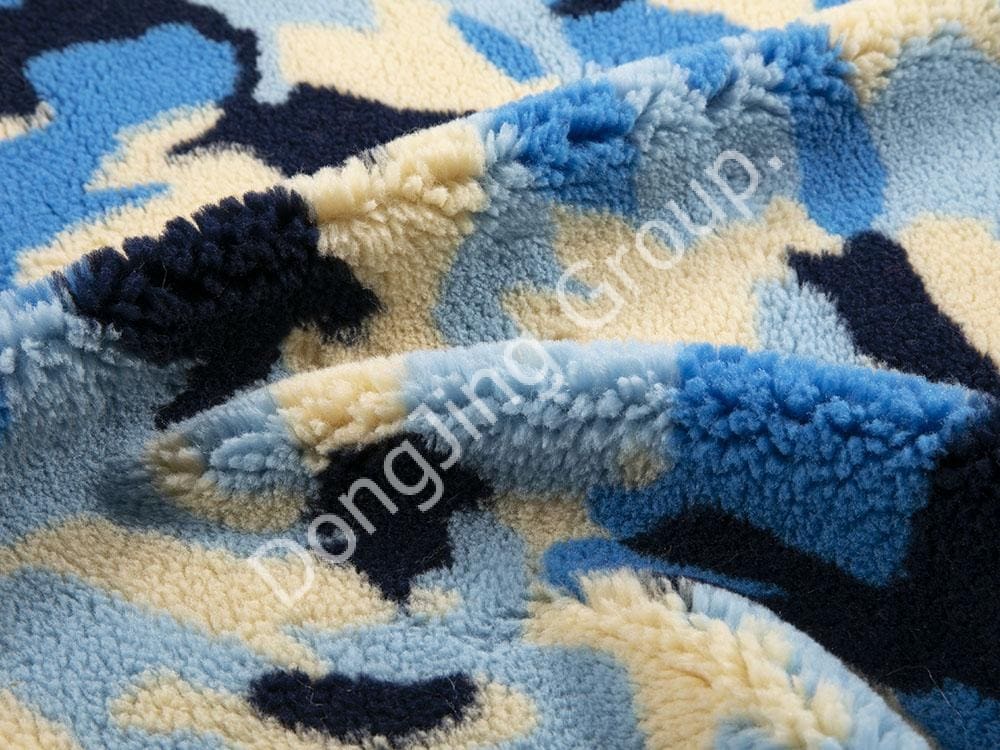 9R0003-4-color camouflage lamb wool faux fur fabric
