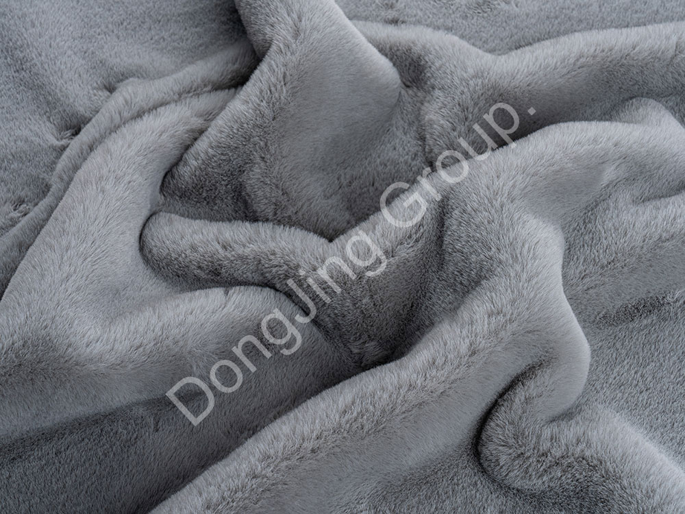 How Does Grey Rabbit Hair Faux Fur Fabric Compare to Real Rabbit Fur?